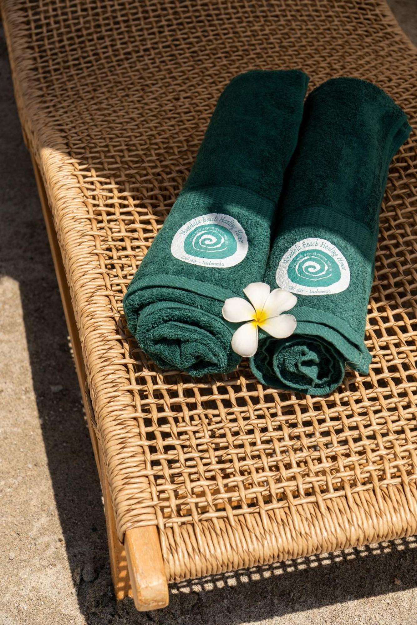 Mandala Beach Healing Rooms Gili Air Ngoại thất bức ảnh